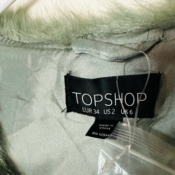 Top Shop faux fur vest - Picture 5 of 9